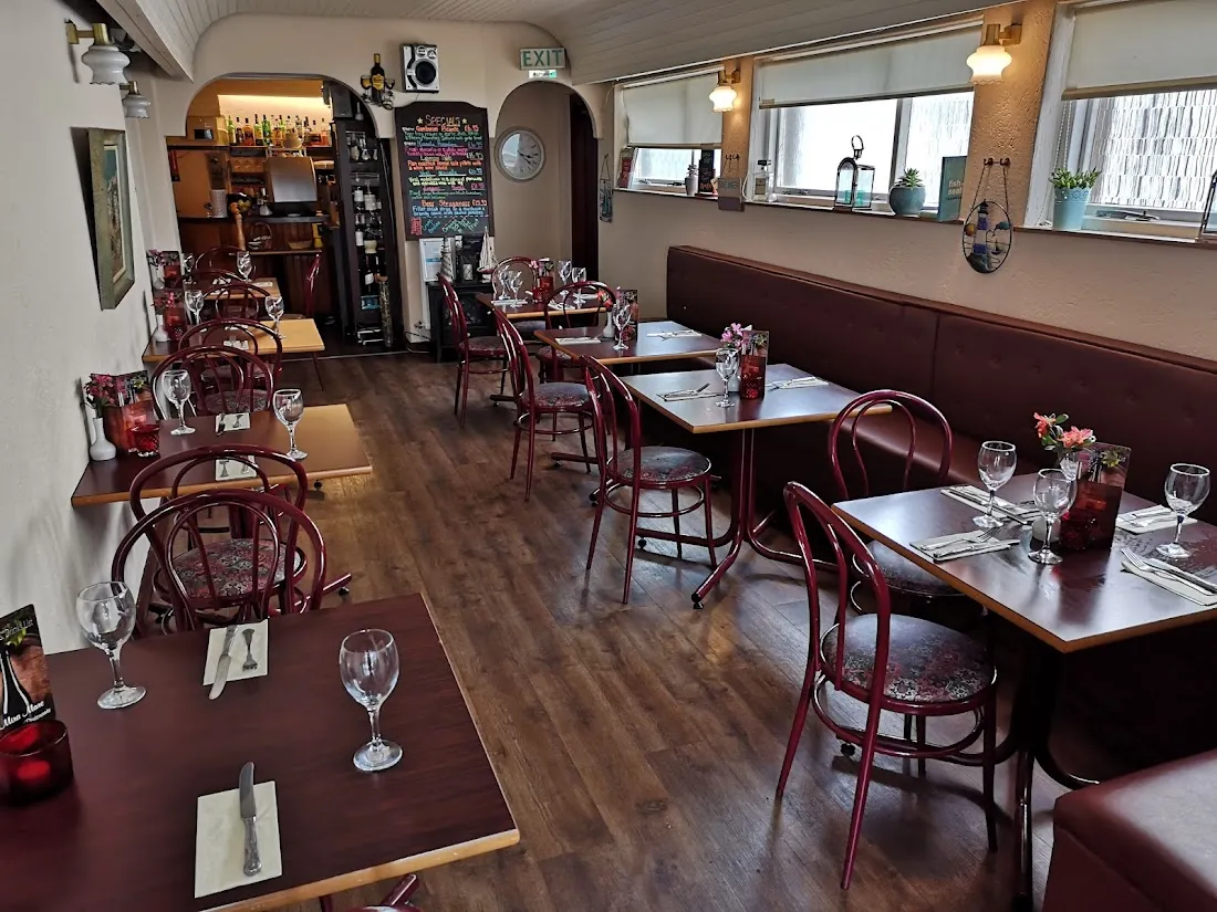 Mira Mare Pizzeria~Restaurant